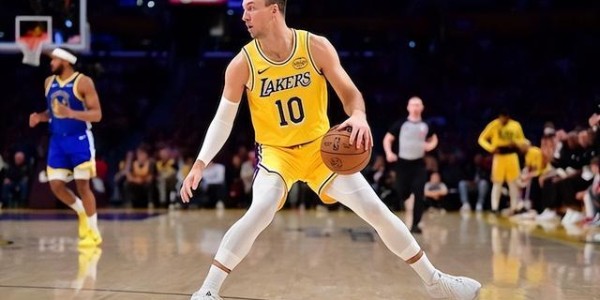 开云APP-湖人用好奇兵应两手抓！“绝杀王”不能只认投篮 1潜能或是绵里针|肯纳德|季后赛|洛杉矶湖人队|卢克·肯纳德|卢卡-东契奇_新浪体育_新浪新闻