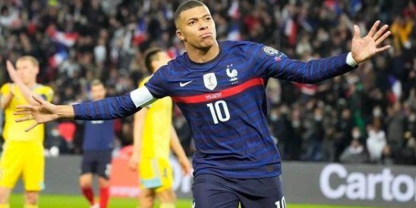 【早报】24岁，是法国队长