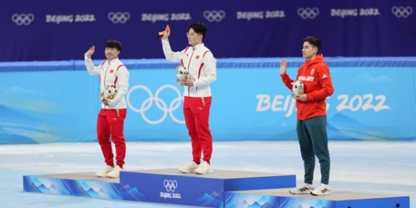 开云-男子1000米“抓马”频出 任子威刘少昂如何看判罚？