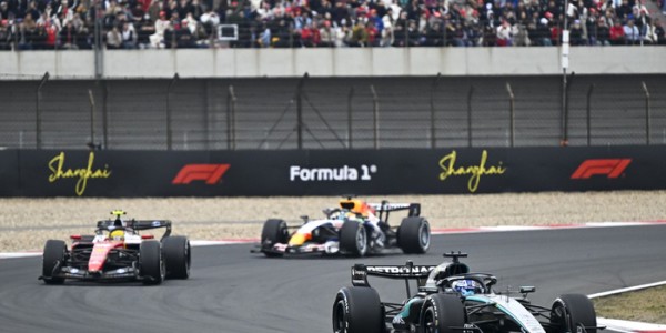 开云APP-引擎轰鸣，F1中国大奖赛以“速度经济”激活“城市脉动”|上海|方程式赛车|赛事|赛车|赛场_新浪体育_新浪新闻