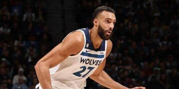 开云APP-愚蠢动作致敬贝克汉姆 戈贝尔持续秀下限令人绝望